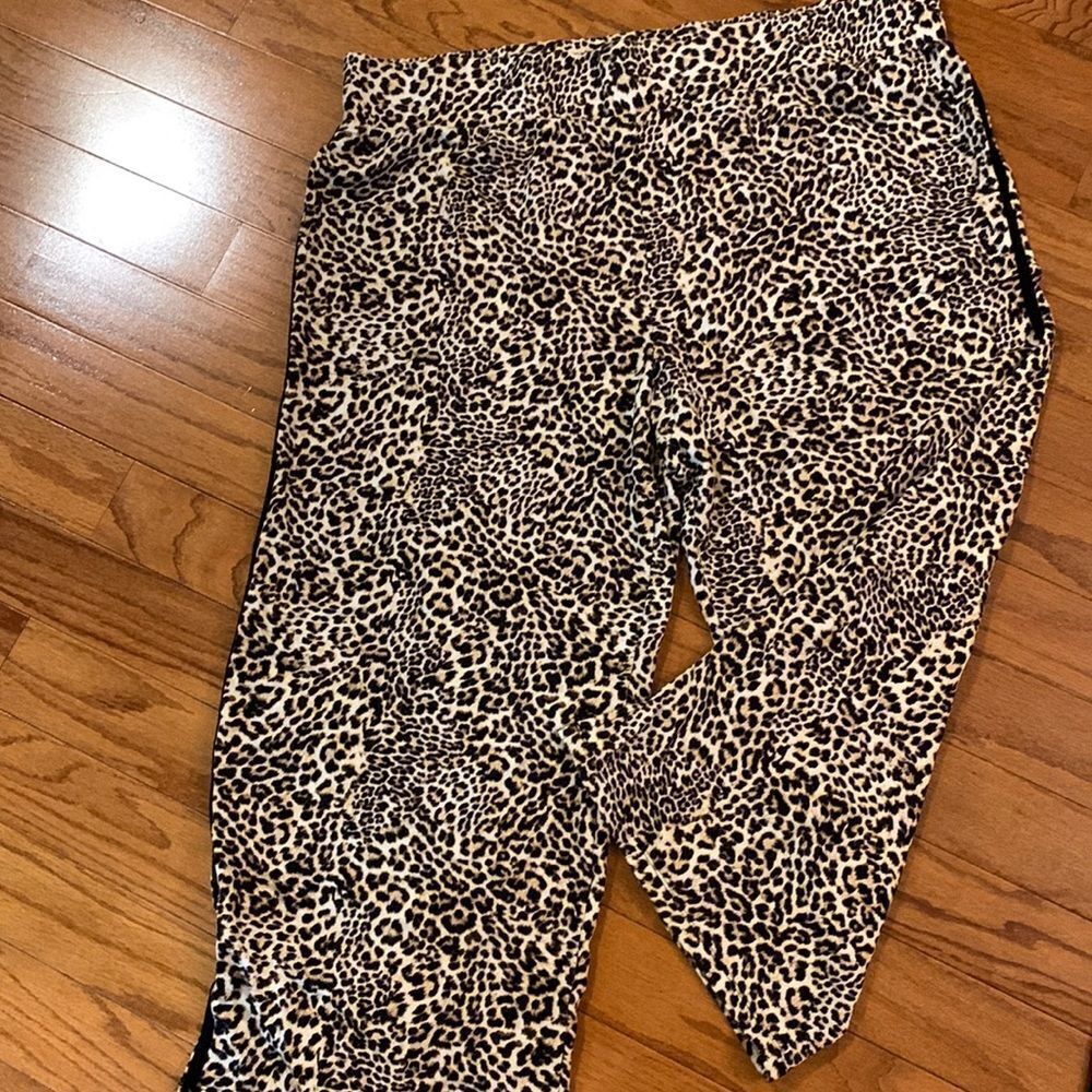 Sofia Intimates Capri pants 3XL (22W-24W)